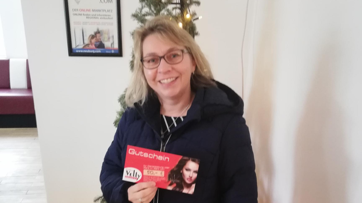 am-anfang-einer-reihe-von-friseurgutscheinen