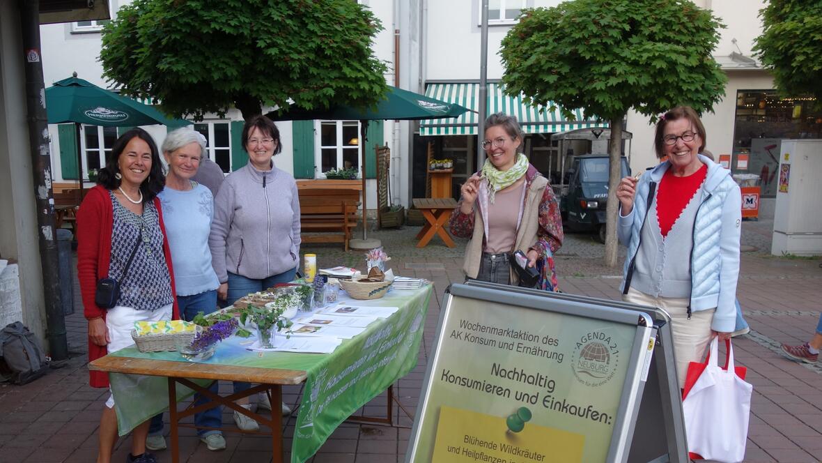 wochenmarktaktion-sommerdrinks-aktionsteam