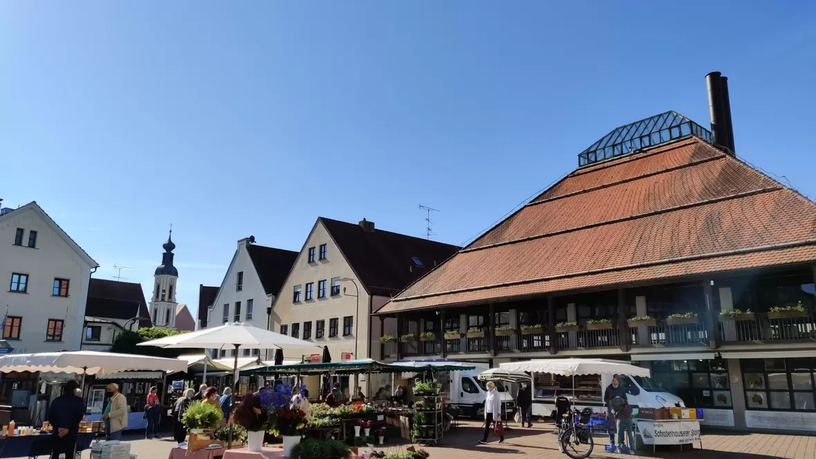 Blumenverkauf am Schrannenplatz zu Corona-Zeiten