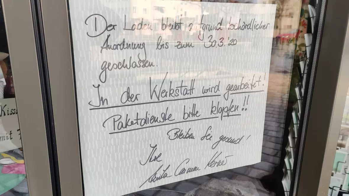 kerner-neuburg-plakat-schliessung-aufgrund-corona
