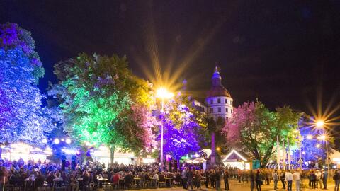 hofgartenfest-leuchtend-dominik-weiss