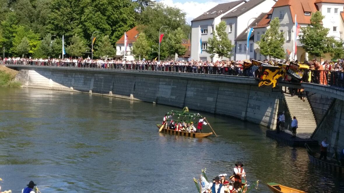 2017-06-30-170044-schlossfest-zillen-treffen-ein