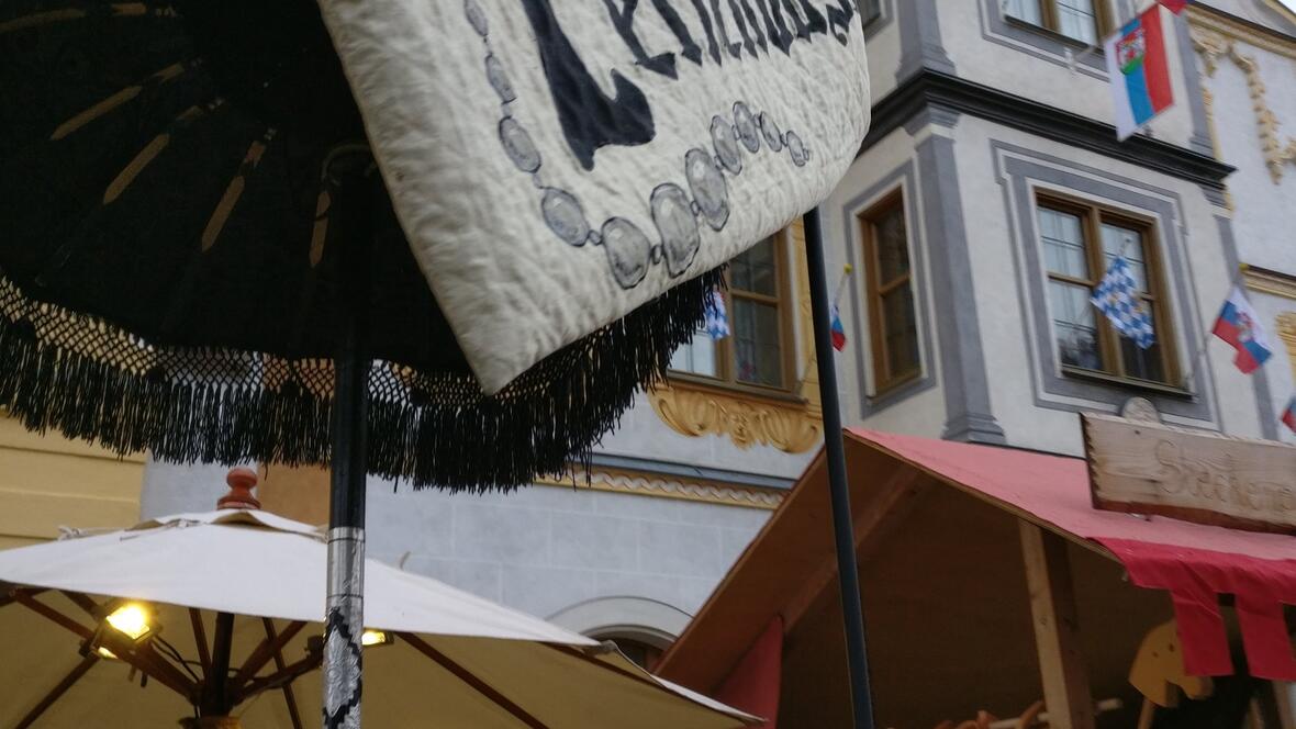2017-07-02-200432-perlenoase-neuburg-mit-schmuck
