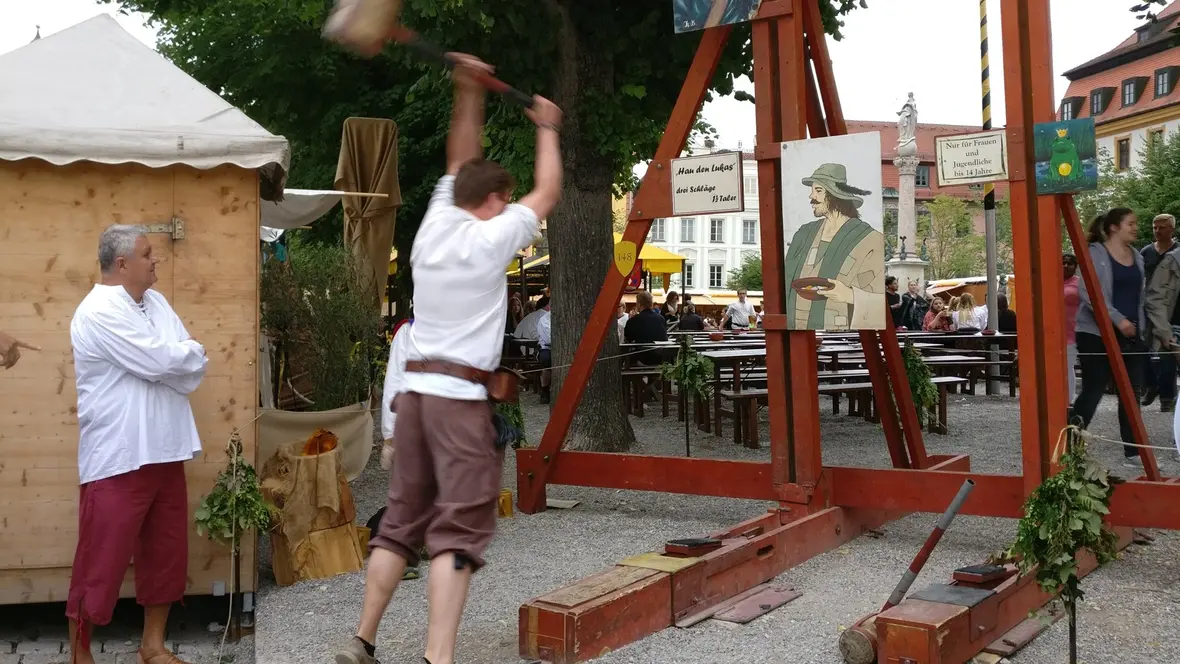2017-07-02-200539-grosser-hammer