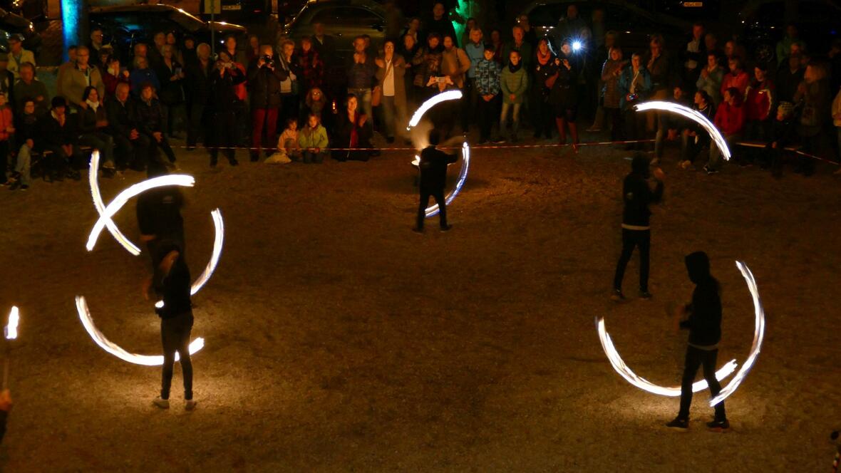 2017-10-14-1020111-neuburger-traumtheater-auf-dem-karlsplatz