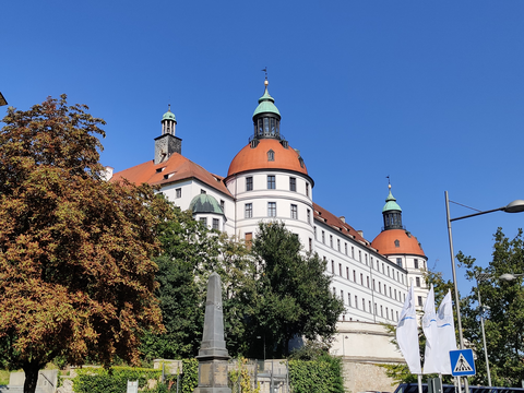 residenzschloss-neuburg