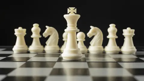 schachfiguren_schachbrett_turnier