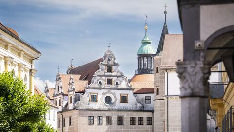 2022_038_amalienstrasse_blick_schloss_quer_lr-c-dietmar_denger