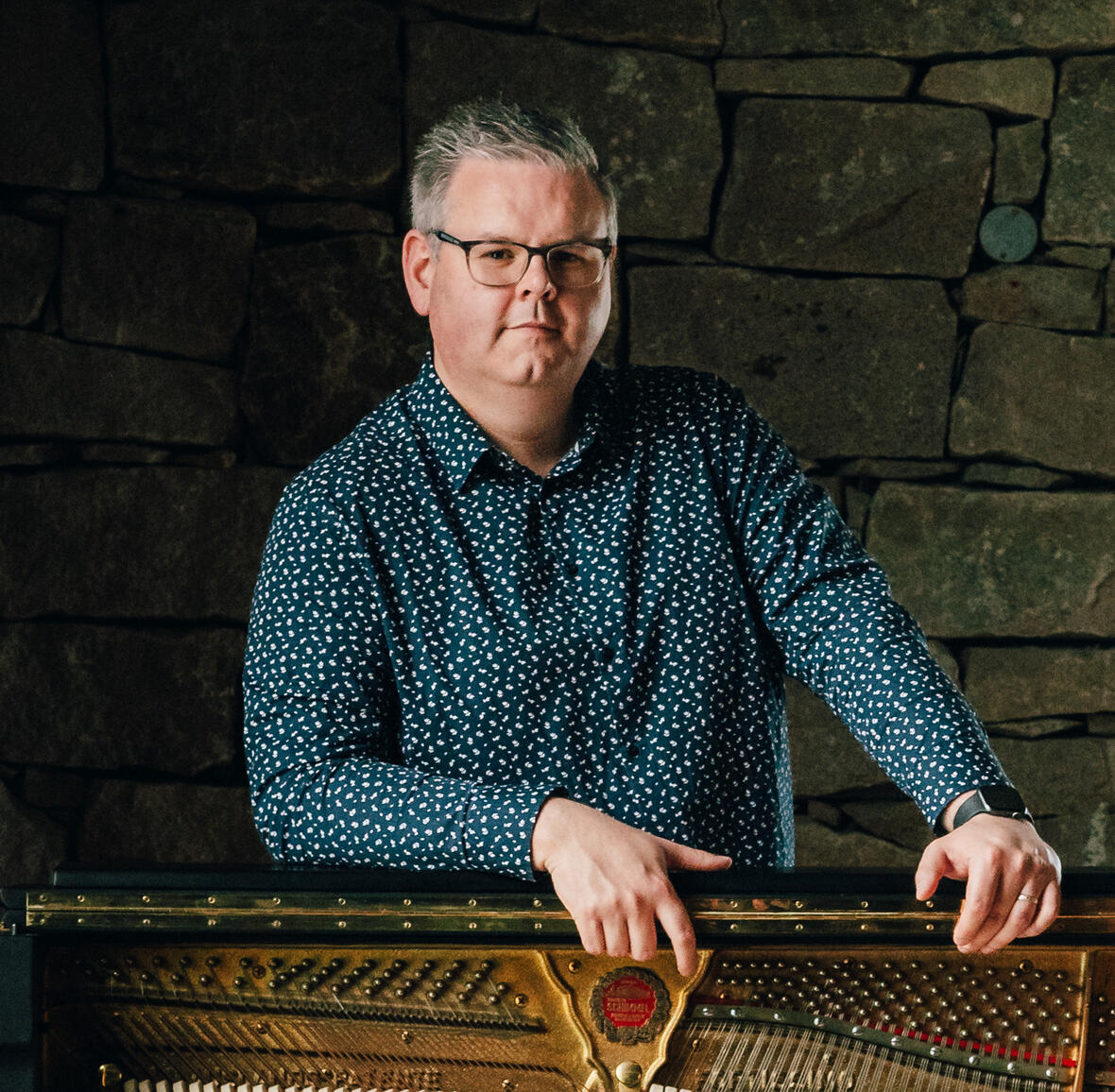 2026-01-08_09-32-21-ryan_molloy