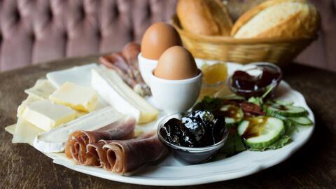 muttertagsbrunch-mary-s-cafe-neuburg-donau