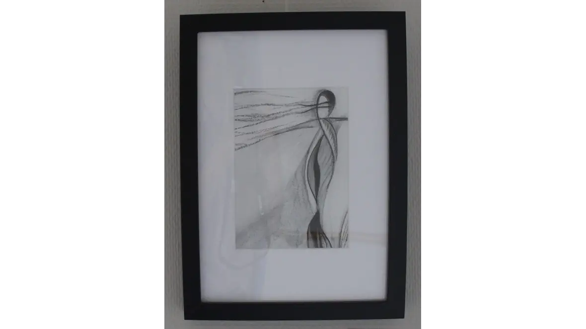 Die Tänzerin“ mit Kohlestift auf Papier ist ein Lieblingswerk der Künstlerin Lina Lampe.