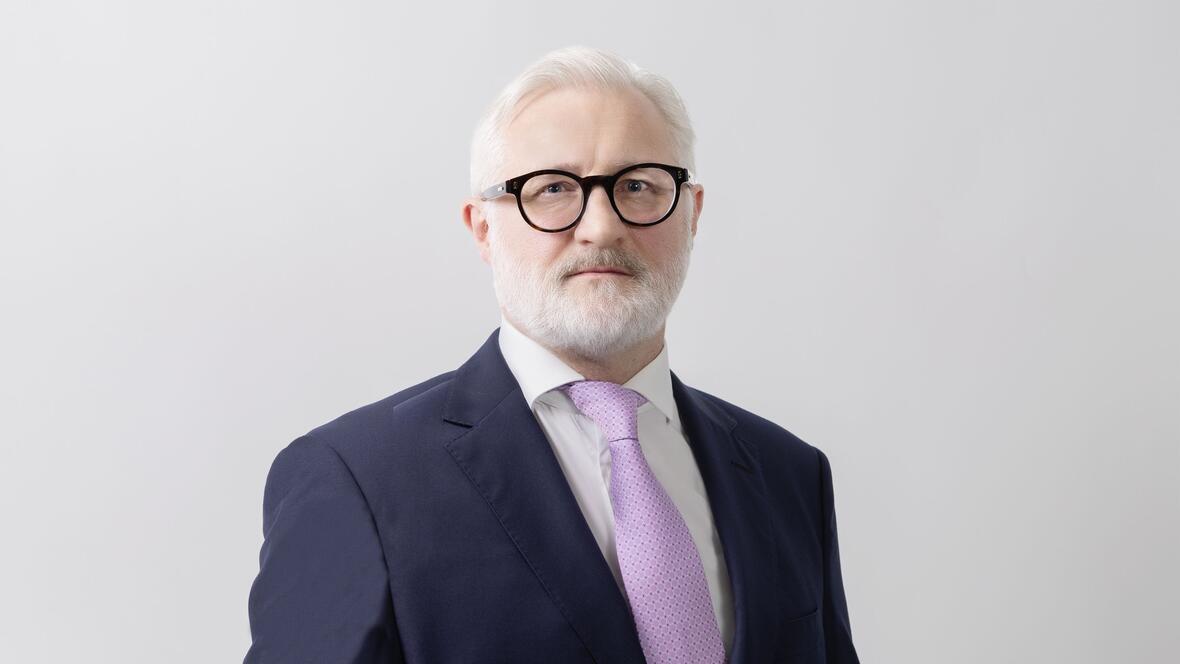 Dr. Roland Heiduk
