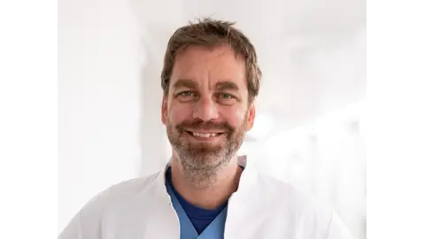 prof-dr-thomas-metterlein_ameos-klinikum-st-elisabeth-neuburg