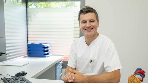 Dr. Peter M. Reil, Chefarzt der Klinik für Innere Medizin – Kardiologie  