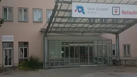 notaufnahme-zugang-mit-code-gesichert