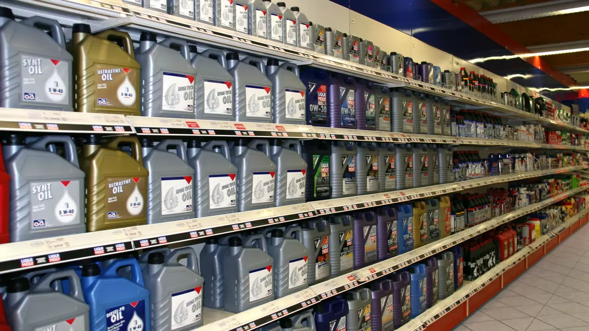 regal-mit-high-tech-oil-und-liqui-moly-motoroel