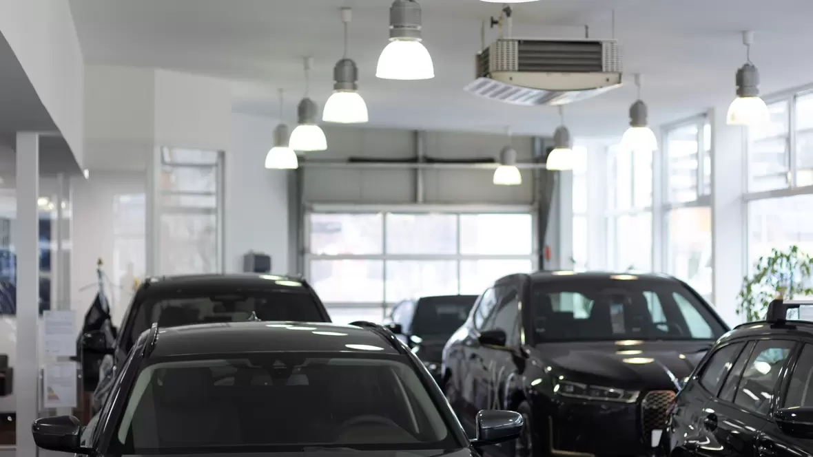 autohaus-hofmann-gmbh-innen-3