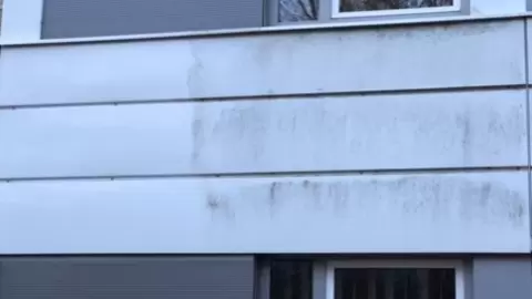 bayko-gebaeudereinigung-aussenfassade-haus