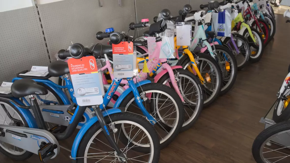 bike-markt-gmbh-neuburg-fahrraeder-auch-fuer-die-ganz-jungen