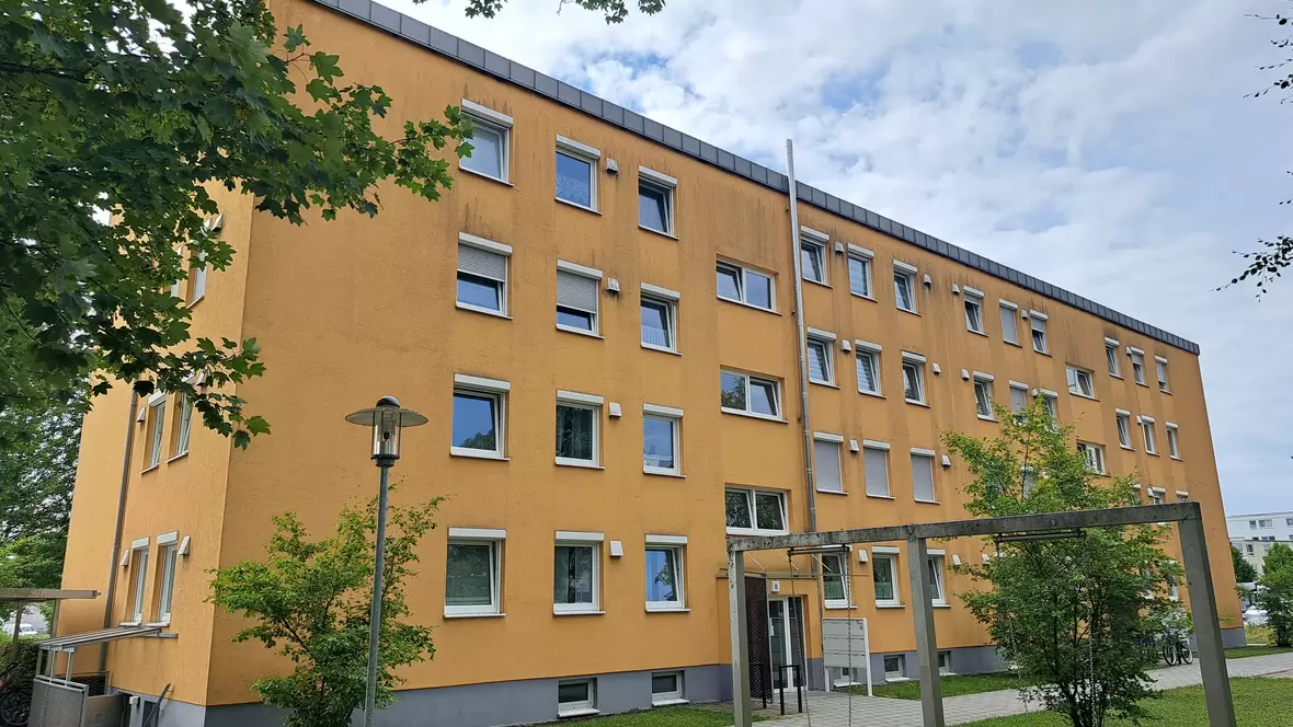 Richard-Wagner-Straße 83, 85