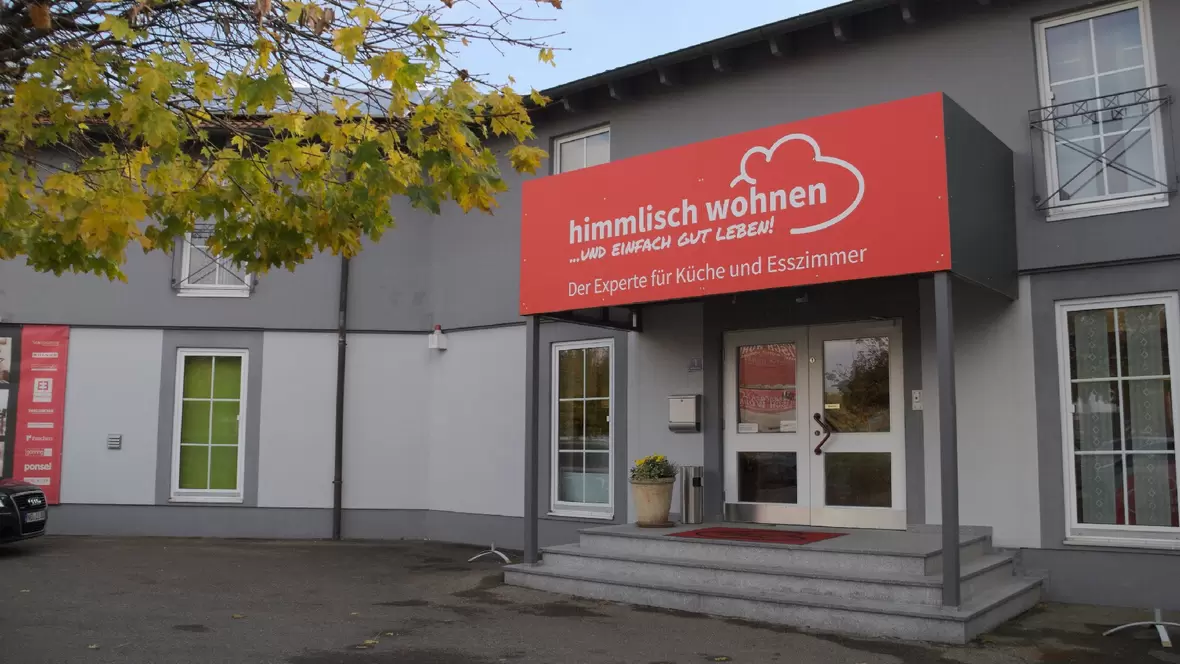 himmlisch-wohnen-kuechenwelt-einrichtungs-gmbh-neuburg-vordereingang