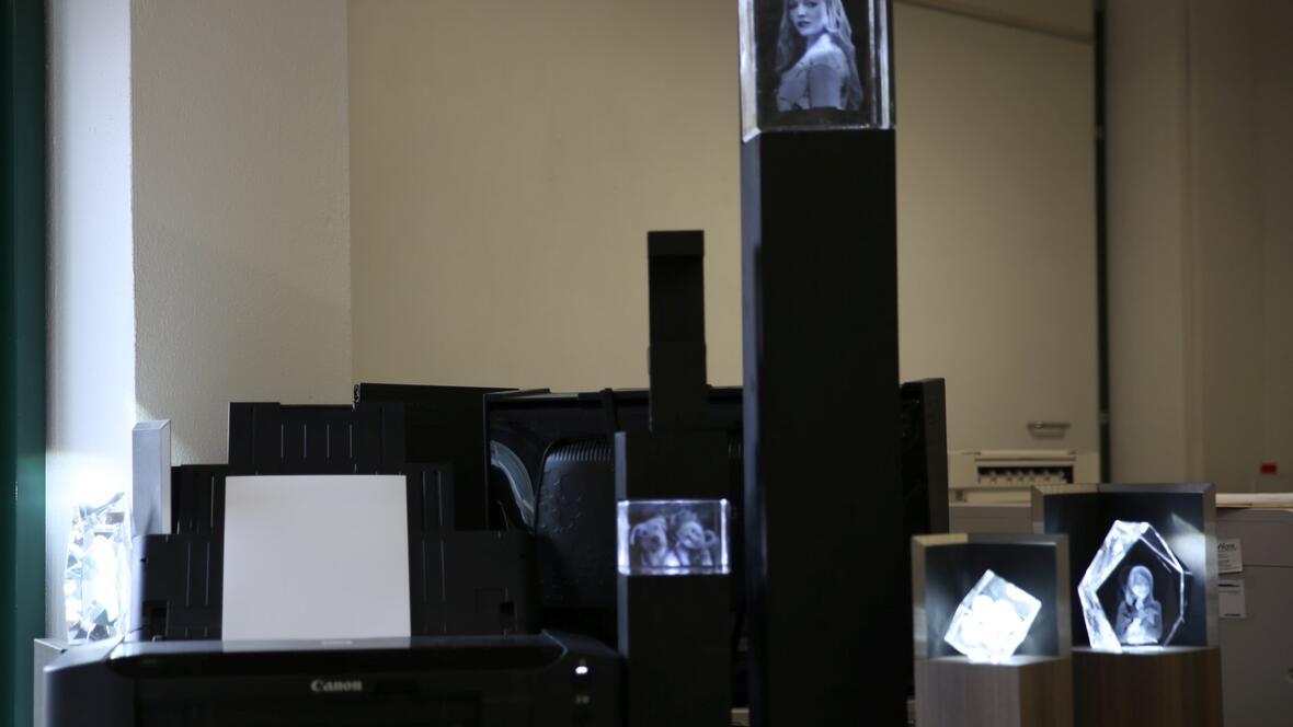 fotodrucker-3d-glasfotos-mit-beleuchtung-und-ihrem-bild