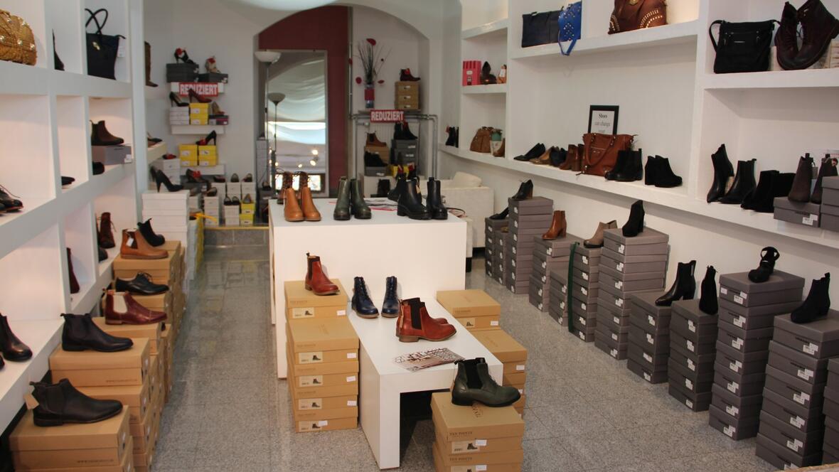 herbst-winterkollektion-in-der-schuhboutick