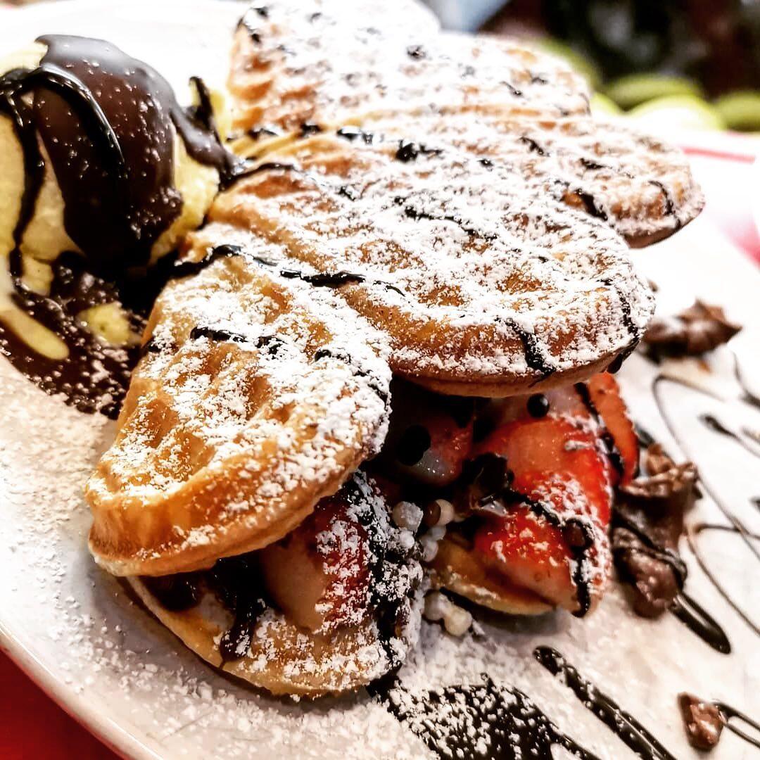 Waffle Family Bilder Angebote zum Einkaufen in Neuburg