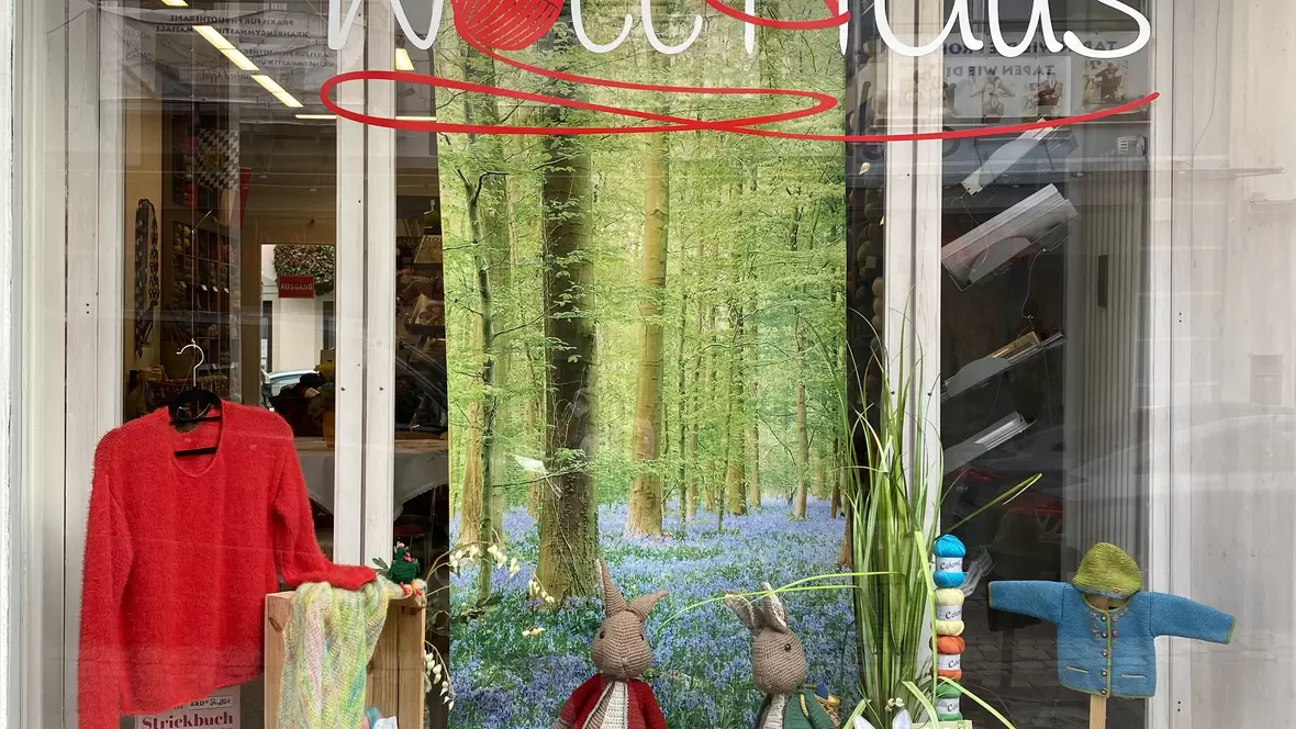 rechtes-schaufenster-wollhaus-neuburg